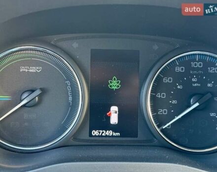 Черный Мицубиси Аутлендер, объемом двигателя 2 л и пробегом 67 тыс. км за 23000 $, фото 40 на Automoto.ua