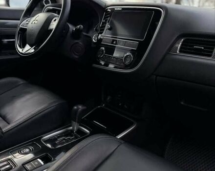 Черный Мицубиси Аутлендер, объемом двигателя 2.36 л и пробегом 91 тыс. км за 18300 $, фото 19 на Automoto.ua