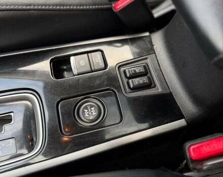 Черный Мицубиси Аутлендер, объемом двигателя 2.36 л и пробегом 91 тыс. км за 18300 $, фото 14 на Automoto.ua