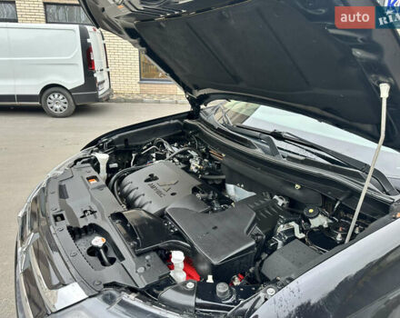 Чорний Міцубісі Аутлендер, об'ємом двигуна 2.36 л та пробігом 169 тис. км за 13450 $, фото 33 на Automoto.ua