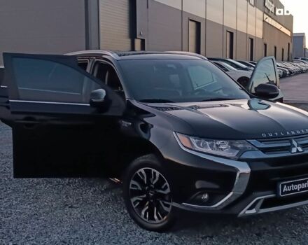 Черный Мицубиси Аутлендер, объемом двигателя 2 л и пробегом 115 тыс. км за 23700 $, фото 41 на Automoto.ua