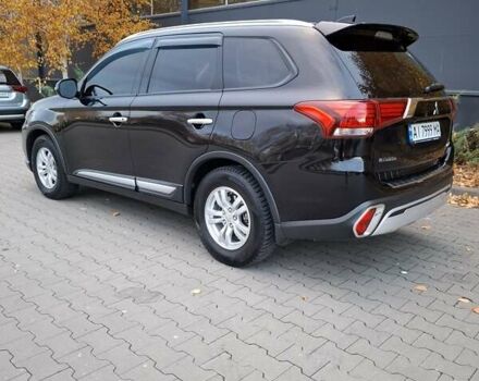 Міцубісі Аутлендер 2018 у Белой Церкве на Automoto.ua Чорний Міцубісі Аутлендер, об'ємом двигуна 2 л та пробігом 121 тис. км за 17800 $, фото 7 на Automoto.ua