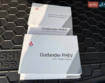 Черный Мицубиси Аутлендер, объемом двигателя 2 л и пробегом 67 тыс. км за 23000 $, фото 28 на Automoto.ua