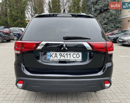 Чорний Міцубісі Аутлендер, об'ємом двигуна 2.36 л та пробігом 153 тис. км за 16450 $, фото 7 на Automoto.ua
