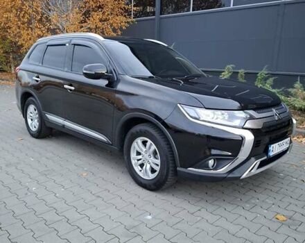 Міцубісі Аутлендер 2018 у Белой Церкве на Automoto.ua Чорний Міцубісі Аутлендер, об'ємом двигуна 2 л та пробігом 121 тис. км за 17800 $, фото 5 на Automoto.ua