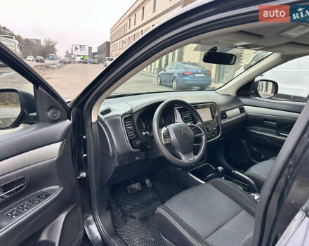 Чорний Міцубісі Аутлендер, об'ємом двигуна 2.36 л та пробігом 169 тис. км за 13450 $, фото 30 на Automoto.ua