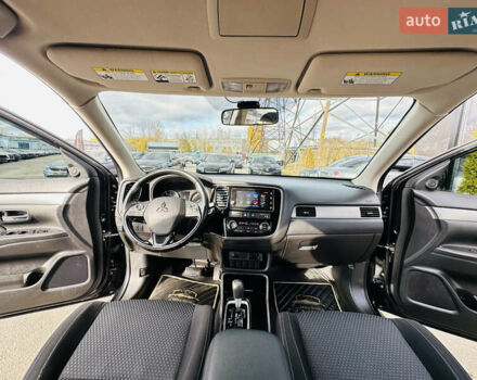 Міцубісі Аутлендер 2018 у Харкові на Automoto.ua Чорний Міцубісі Аутлендер, об'ємом двигуна 2.4 л та пробігом 130 тис. км за 15900 $, фото 19 на Automoto.ua