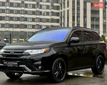 Чорний Міцубісі Аутлендер, об'ємом двигуна 2 л та пробігом 79 тис. км за 22900 $, фото 6 на Automoto.ua