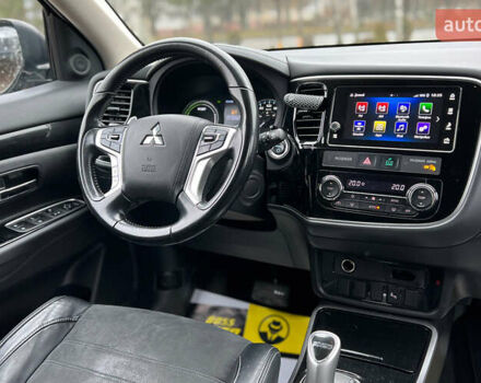 Черный Мицубиси Аутлендер, объемом двигателя 2 л и пробегом 96 тыс. км за 22750 $, фото 19 на Automoto.ua