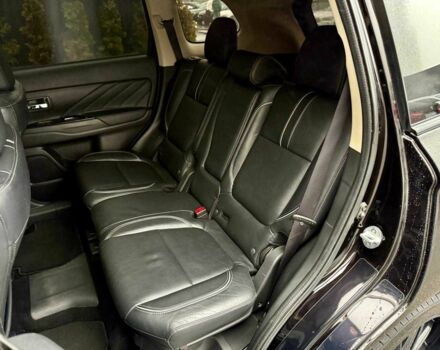 Чорний Міцубісі Аутлендер, об'ємом двигуна 2 л та пробігом 79 тис. км за 22900 $, фото 15 на Automoto.ua