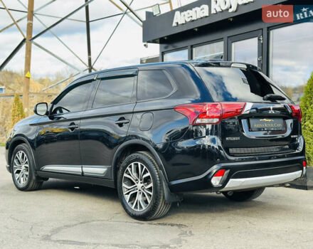 Міцубісі Аутлендер 2018 у Харкові на Automoto.ua Чорний Міцубісі Аутлендер, об'ємом двигуна 2.4 л та пробігом 130 тис. км за 15900 $, фото 12 на Automoto.ua