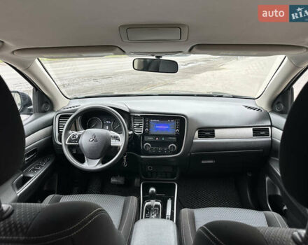Чорний Міцубісі Аутлендер, об'ємом двигуна 2.36 л та пробігом 169 тис. км за 13450 $, фото 28 на Automoto.ua
