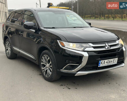 Чорний Міцубісі Аутлендер, об'ємом двигуна 2.36 л та пробігом 169 тис. км за 13450 $, фото 4 на Automoto.ua