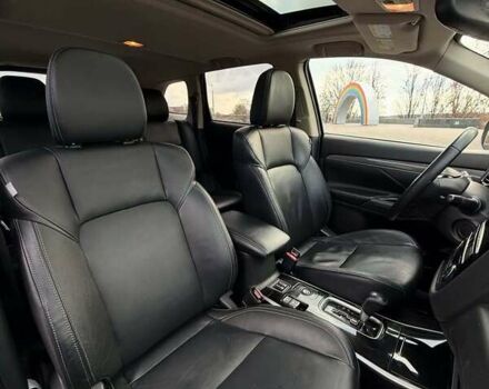 Черный Мицубиси Аутлендер, объемом двигателя 2.36 л и пробегом 91 тыс. км за 18300 $, фото 18 на Automoto.ua