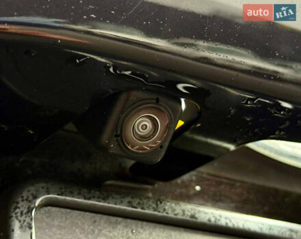 Чорний Міцубісі Аутлендер, об'ємом двигуна 2 л та пробігом 79 тис. км за 22900 $, фото 18 на Automoto.ua