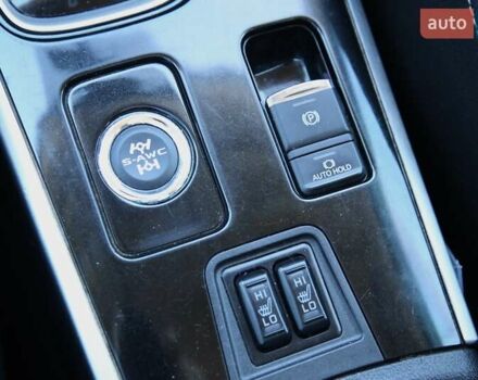 Черный Мицубиси Аутлендер, объемом двигателя 2.4 л и пробегом 130 тыс. км за 16200 $, фото 15 на Automoto.ua