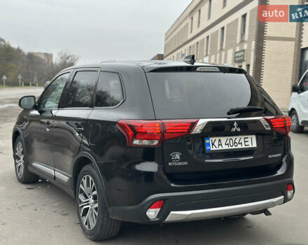 Чорний Міцубісі Аутлендер, об'ємом двигуна 2.36 л та пробігом 169 тис. км за 13450 $, фото 3 на Automoto.ua