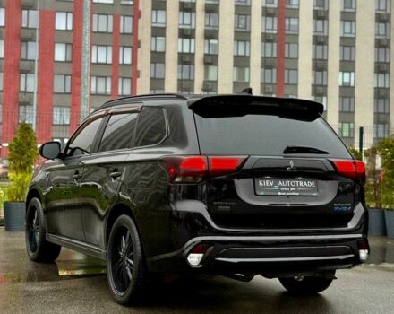 Чорний Міцубісі Аутлендер, об'ємом двигуна 2 л та пробігом 79 тис. км за 22900 $, фото 8 на Automoto.ua