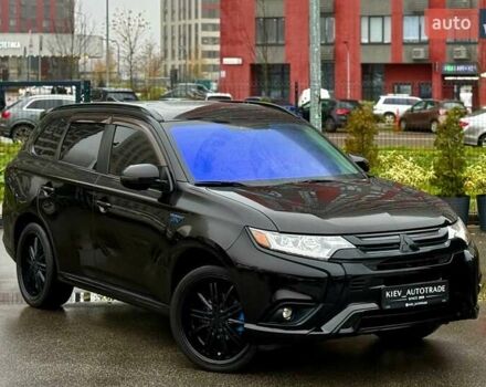 Чорний Міцубісі Аутлендер, об'ємом двигуна 2 л та пробігом 79 тис. км за 22900 $, фото 1 на Automoto.ua