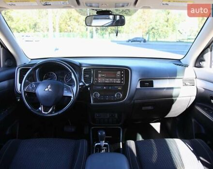 Черный Мицубиси Аутлендер, объемом двигателя 2.4 л и пробегом 130 тыс. км за 16200 $, фото 12 на Automoto.ua