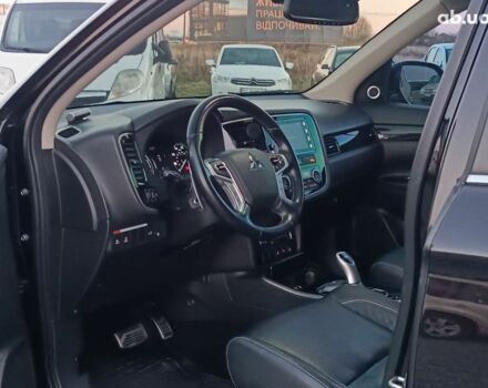 Черный Мицубиси Аутлендер, объемом двигателя 2 л и пробегом 115 тыс. км за 23700 $, фото 19 на Automoto.ua