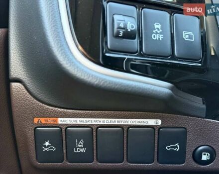 Черный Мицубиси Аутлендер, объемом двигателя 2 л и пробегом 67 тыс. км за 23000 $, фото 46 на Automoto.ua