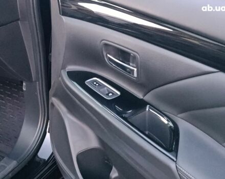 Черный Мицубиси Аутлендер, объемом двигателя 2 л и пробегом 115 тыс. км за 23700 $, фото 32 на Automoto.ua