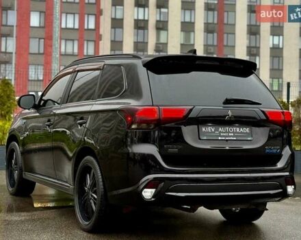 Чорний Міцубісі Аутлендер, об'ємом двигуна 2 л та пробігом 79 тис. км за 22900 $, фото 16 на Automoto.ua