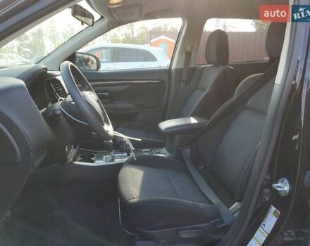 Чорний Міцубісі Аутлендер, об'ємом двигуна 2.4 л та пробігом 153 тис. км за 2800 $, фото 6 на Automoto.ua