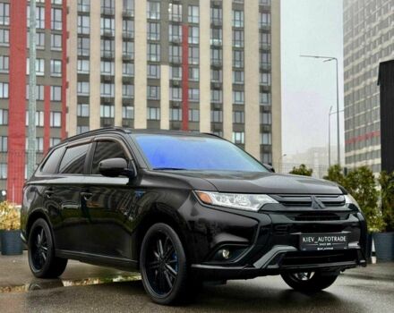 Чорний Міцубісі Аутлендер, об'ємом двигуна 2 л та пробігом 79 тис. км за 22900 $, фото 5 на Automoto.ua