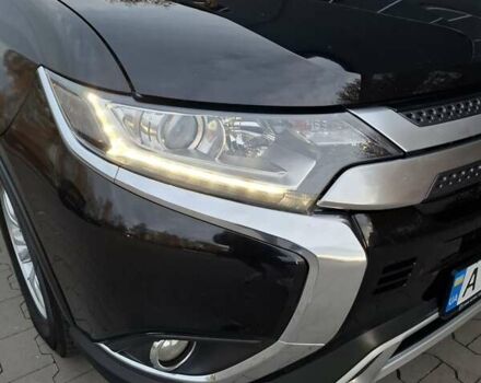 Міцубісі Аутлендер 2018 у Белой Церкве на Automoto.ua Чорний Міцубісі Аутлендер, об'ємом двигуна 2 л та пробігом 121 тис. км за 17800 $, фото 29 на Automoto.ua