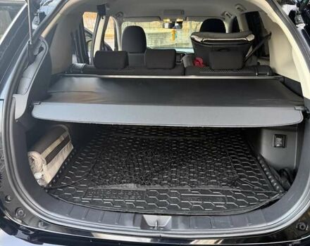 Чорний Міцубісі Аутлендер, об'ємом двигуна 2 л та пробігом 81 тис. км за 18950 $, фото 6 на Automoto.ua