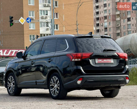 Міцубісі Аутлендер 2018 у Києві на Automoto.ua Чорний Міцубісі Аутлендер, об'ємом двигуна 3 л та пробігом 182 тис. км за 16900 $, фото 88 на Automoto.ua