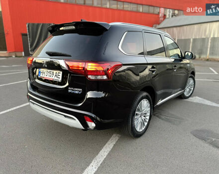 Чорний Міцубісі Аутлендер, об'ємом двигуна 2.36 л та пробігом 66 тис. км за 19800 $, фото 7 на Automoto.ua
