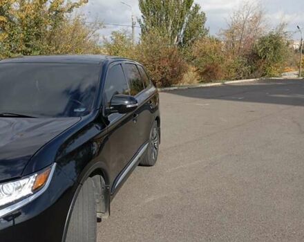 Міцубісі Аутлендер 2019 у Кривому Розі на Automoto.ua Чорний Міцубісі Аутлендер, об'ємом двигуна 2.4 л та пробігом 72 тис. км за 18500 $, фото 10 на Automoto.ua