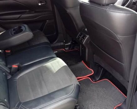 Міцубісі Аутлендер 2019 у Кривому Розі на Automoto.ua Чорний Міцубісі Аутлендер, об'ємом двигуна 2.4 л та пробігом 72 тис. км за 18500 $, фото 1 на Automoto.ua