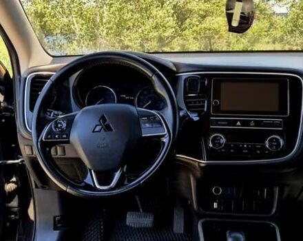 Черный Мицубиси Аутлендер, объемом двигателя 2.36 л и пробегом 200 тыс. км за 17299 $, фото 25 на Automoto.ua