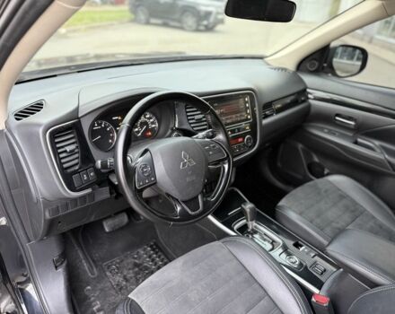 Чорний Міцубісі Аутлендер, об'ємом двигуна 2.4 л та пробігом 107 тис. км за 16250 $, фото 8 на Automoto.ua