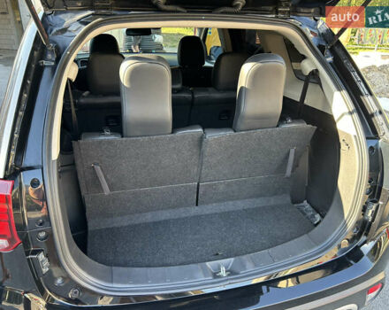 Черный Мицубиси Аутлендер, объемом двигателя 2.36 л и пробегом 67 тыс. км за 19500 $, фото 13 на Automoto.ua