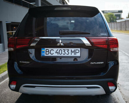 Міцубісі Аутлендер 2019 у Львові на Automoto.ua Чорний Міцубісі Аутлендер, об'ємом двигуна 2.4 л та пробігом 75 тис. км за 17200 $, фото 5 на Automoto.ua