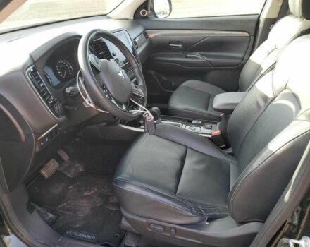 Черный Мицубиси Аутлендер, объемом двигателя 0 л и пробегом 60 тыс. км за 3000 $, фото 6 на Automoto.ua