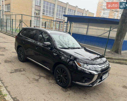 Черный Мицубиси Аутлендер, объемом двигателя 2 л и пробегом 148 тыс. км за 21800 $, фото 11 на Automoto.ua