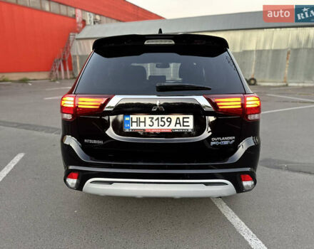 Чорний Міцубісі Аутлендер, об'ємом двигуна 2.36 л та пробігом 66 тис. км за 19800 $, фото 10 на Automoto.ua