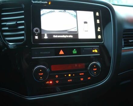 Черный Мицубиси Аутлендер, объемом двигателя 3 л и пробегом 43 тыс. км за 6400 $, фото 9 на Automoto.ua