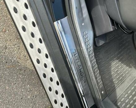 Черный Мицубиси Аутлендер, объемом двигателя 2.36 л и пробегом 90 тыс. км за 26500 $, фото 53 на Automoto.ua