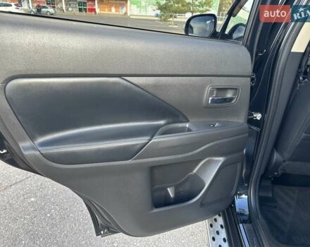 Черный Мицубиси Аутлендер, объемом двигателя 2.36 л и пробегом 90 тыс. км за 26500 $, фото 50 на Automoto.ua