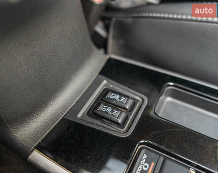 Черный Мицубиси Аутлендер, объемом двигателя 2.4 л и пробегом 56 тыс. км за 18500 $, фото 1 на Automoto.ua