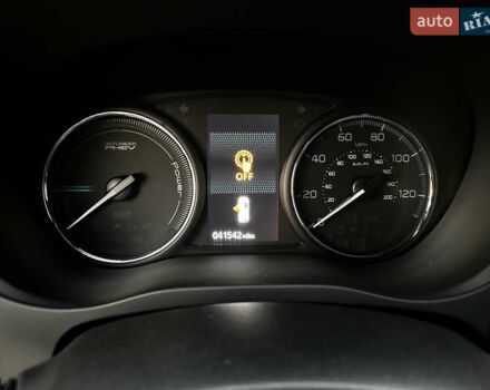 Чорний Міцубісі Аутлендер, об'ємом двигуна 2.36 л та пробігом 66 тис. км за 19800 $, фото 15 на Automoto.ua