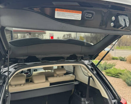 Чорний Міцубісі Аутлендер, об'ємом двигуна 2.36 л та пробігом 53 тис. км за 23500 $, фото 15 на Automoto.ua