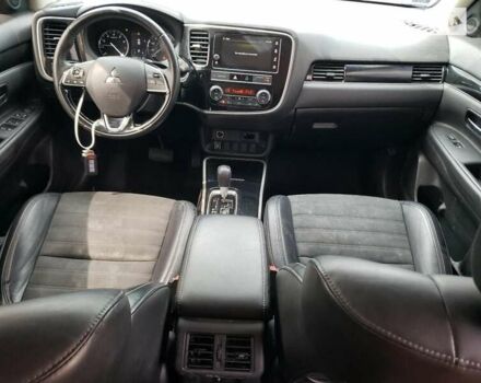 Черный Мицубиси Аутлендер, объемом двигателя 2.36 л и пробегом 135 тыс. км за 2800 $, фото 9 на Automoto.ua